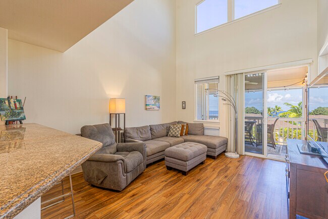 75-5919 Alii Dr, Unit DD23 in Kailua Kona, HI - Foto de edificio - Building Photo