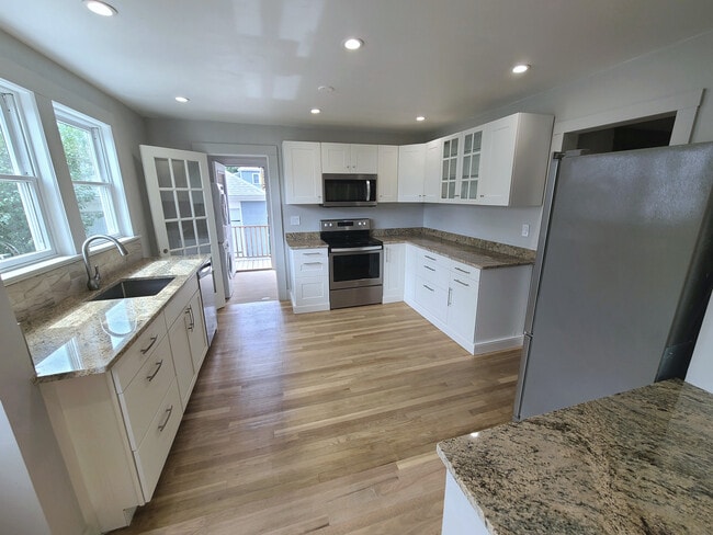 70 Tufts St, Unit 1