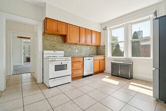 60-62-62 Elmwood Ave in Montclair, NJ - Building Photo - Building Photo