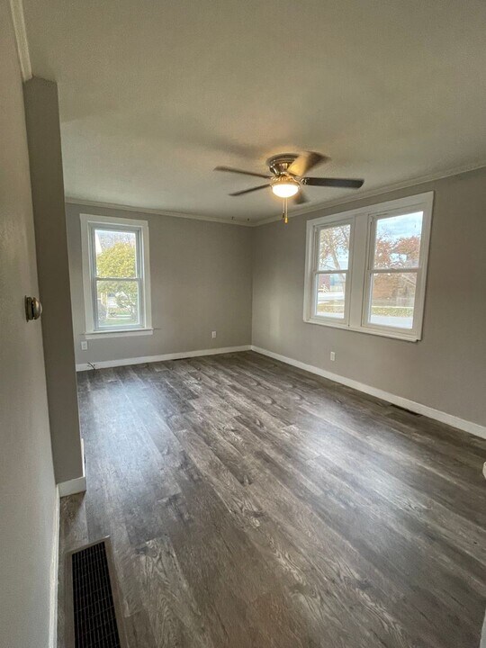 520 Jefferson St in Hudson, IA - Building Photo