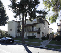 8208 California St in Buena Park, CA - Building Photo
