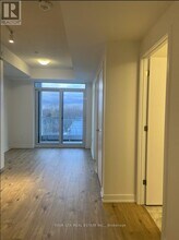 500 Plains Rd E in Burlington, ON - Building Photo - Building Photo