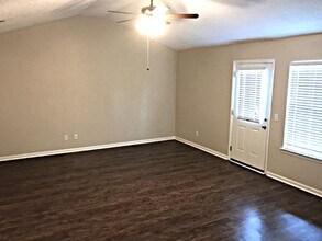 7 Willow Lakes Dr in Savannah, GA - Building Photo - Building Photo