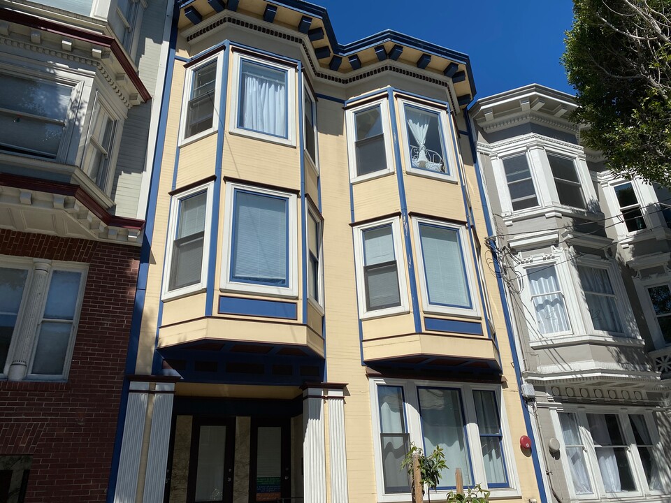 1439 Hyde St in San Francisco, CA - Foto de edificio