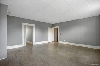 19 W Main St in Washingtonville, NY - Building Photo - Building Photo