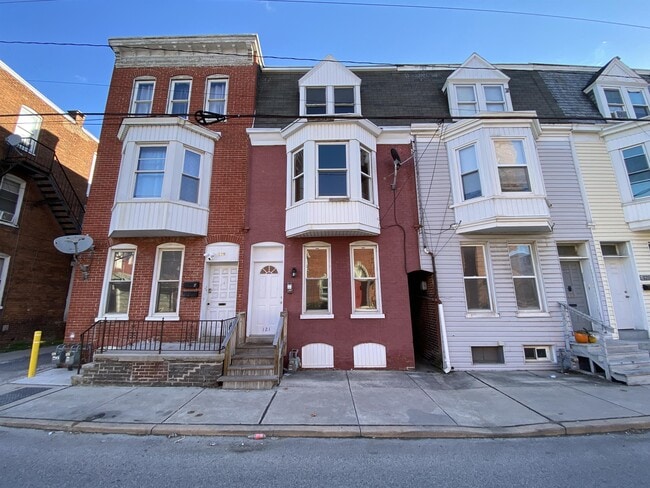 property at 121 S Belvidere Ave
