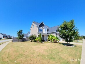 1136 Valley Dale Dr in Fuquay Varina, NC - Building Photo - Building Photo