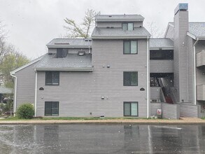 1321 Prospect Village Ln in Ballwin, MO - Building Photo - Building Photo
