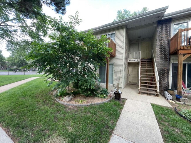 1900 Light Road in Oswego, IL - Building Photo - Building Photo