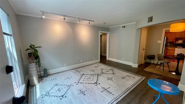 property at 3215 Douglas Ave