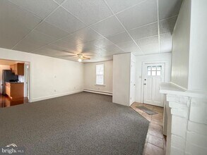 1087 Buttonwood Ave in Bensalem, PA - Building Photo - Building Photo