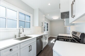 Durant Drive Apartments in Beverly Hills, CA - Foto de edificio - Building Photo