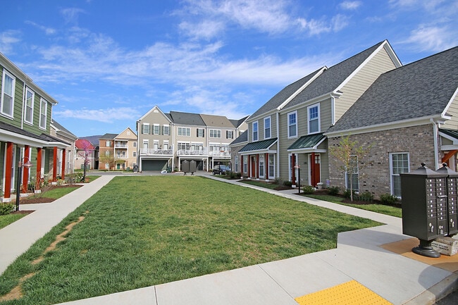 247 Penshaw Ct in Crozet, VA - Building Photo - Building Photo