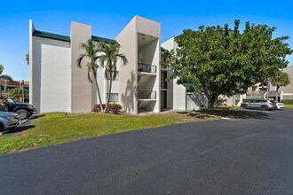 1605 S US Hwy 1, Unit V6-104 in Jupiter, FL - Building Photo - Building Photo