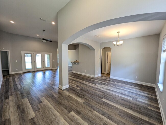 3135 Hickory St in Navarre, FL - Building Photo - Building Photo