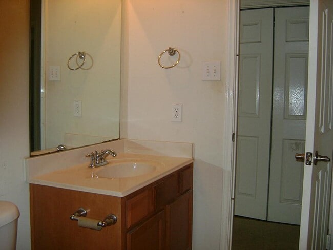 14023 Concord Meadow Ln in Houston, TX - Foto de edificio - Building Photo