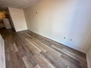 78 Essex St, Unit 3 in Boston, MA - Building Photo - Building Photo