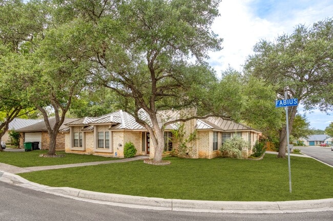 property at 14811 Fabius
