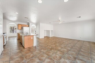 5321 N Santa Fe Heights St in North Las Vegas, NV - Building Photo - Building Photo