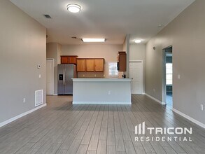 4865 Hickory Stream Ln in Mulberry, FL - Building Photo - Building Photo