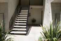 New Desert Vista Apartments photo'