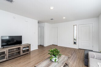 18582 Cepagatti Dr in New Caney, TX - Building Photo - Building Photo