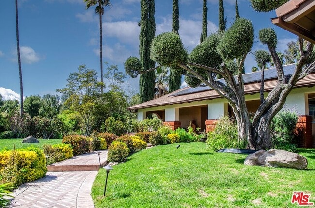 15845 Condor Ridge Rd in Santa Clarita, CA - Building Photo - Building Photo