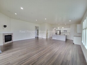 2234 Morris Ave in Richland, WA - Building Photo - Building Photo