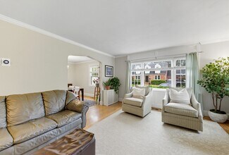 6233 Rolfe Ave in Norfolk, VA - Building Photo - Building Photo