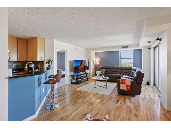 401 S 1st St in Minneapolis, MN - Building Photo - Building Photo