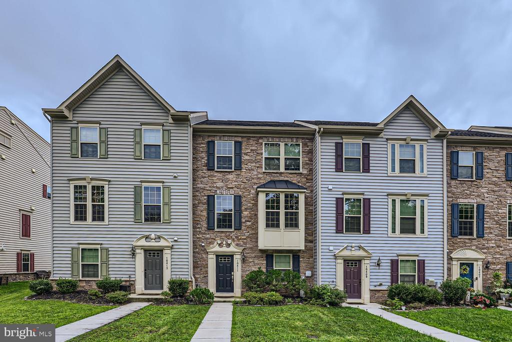 10411 Campbell Blvd in Baltimore, MD - Foto de edificio
