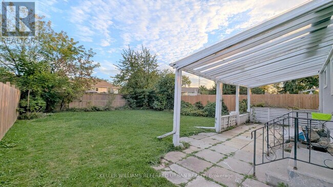 386 Welland Ave in St Catharines, ON - Building Photo - Building Photo