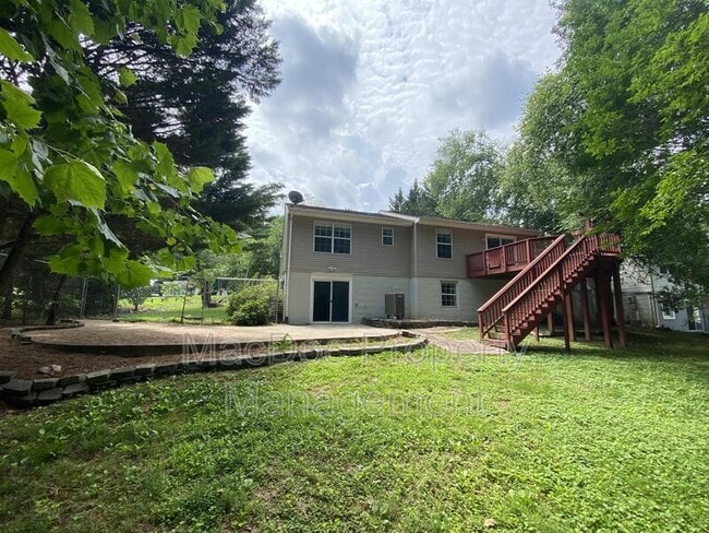 13 Rocky Stone Dr in Stafford, VA - Building Photo - Building Photo