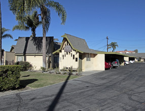 Kona Gardens Apartments in Garden Grove, CA - Building Photo - Building Photo