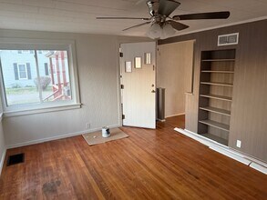 220 N Fillmore St in Red Bud, IL - Building Photo - Building Photo