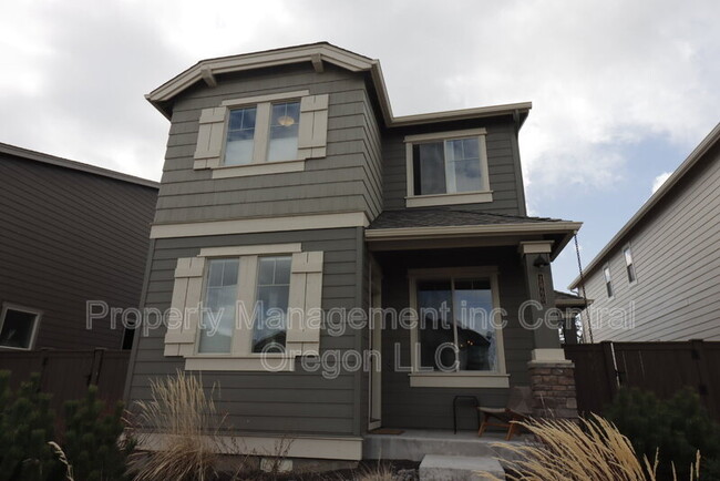 property at 2860 Yew Park Ln