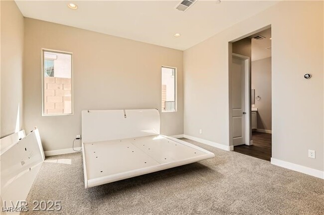 property at 728 Omaggio Pl