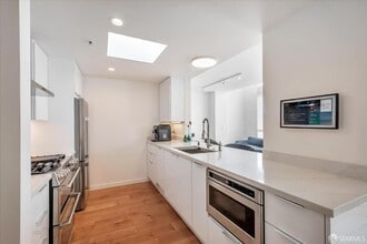 69 Clementina St in San Francisco, CA - Building Photo - Building Photo