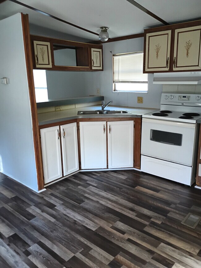 234 Pamela's Pl in Rocky Point, NC - Building Photo - Building Photo