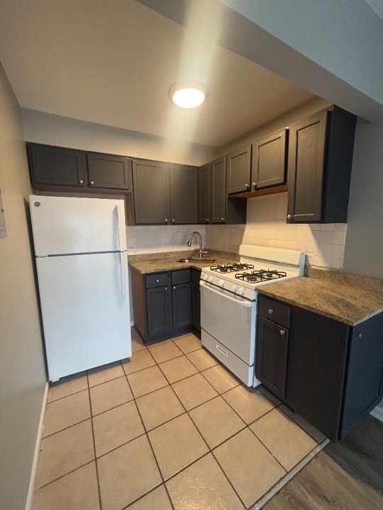 3333 Commercial Ave in Chicago Heights, IL - Building Photo