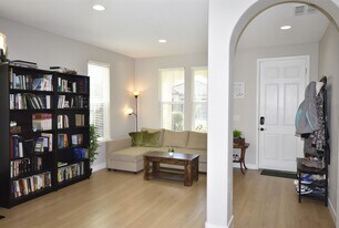 11719 Kouros Way in Rancho Cordova, CA - Building Photo