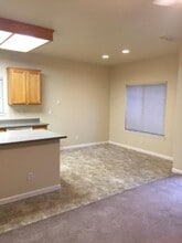 1025 Martin Ct in Yuba City, CA - Building Photo - Building Photo