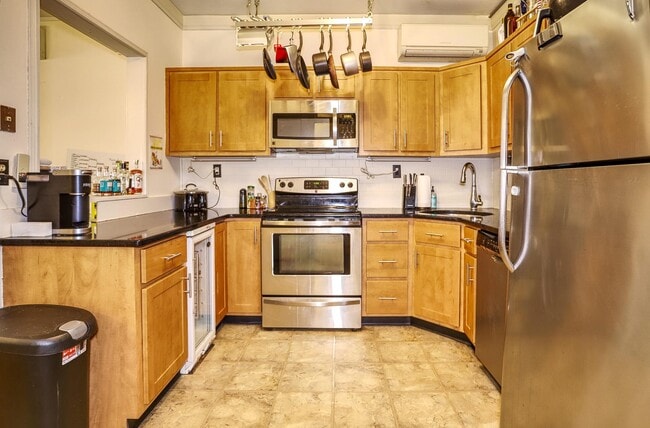 821 Washington St in Hoboken, NJ - Building Photo - Building Photo