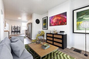 95 Beltzhoover Ave in Pittsburgh, PA - Building Photo