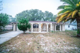 11521 Meredith Ln in Port Richey, FL - Foto de edificio - Building Photo