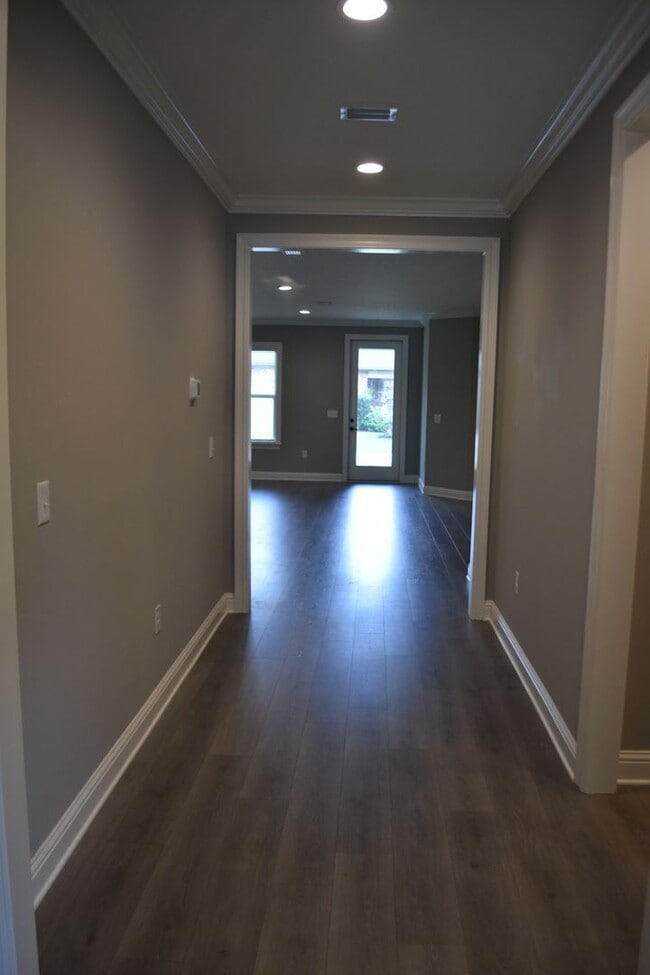 177 Oaktree Blvd in Freeport, FL - Building Photo - Building Photo