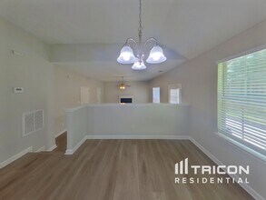 660 Escalade Dr in College Park, GA - Building Photo - Building Photo