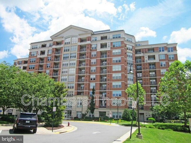 11770 Sunrise Valley Dr in Reston, VA - Building Photo - Building Photo