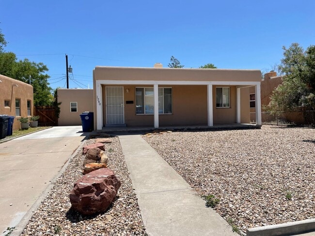 property at 1240 Lobo Pl NE