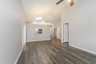 12702 Whiterapids Dr in Orlando, FL - Foto de edificio - Building Photo